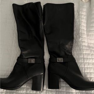 Franco Sarto Knee High Heeled Boots black size 8. Worn only 2x.